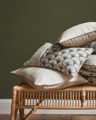 coussin beige haut de gamme