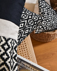 Coussin laine noir et blanc  - Arpege Mezzo